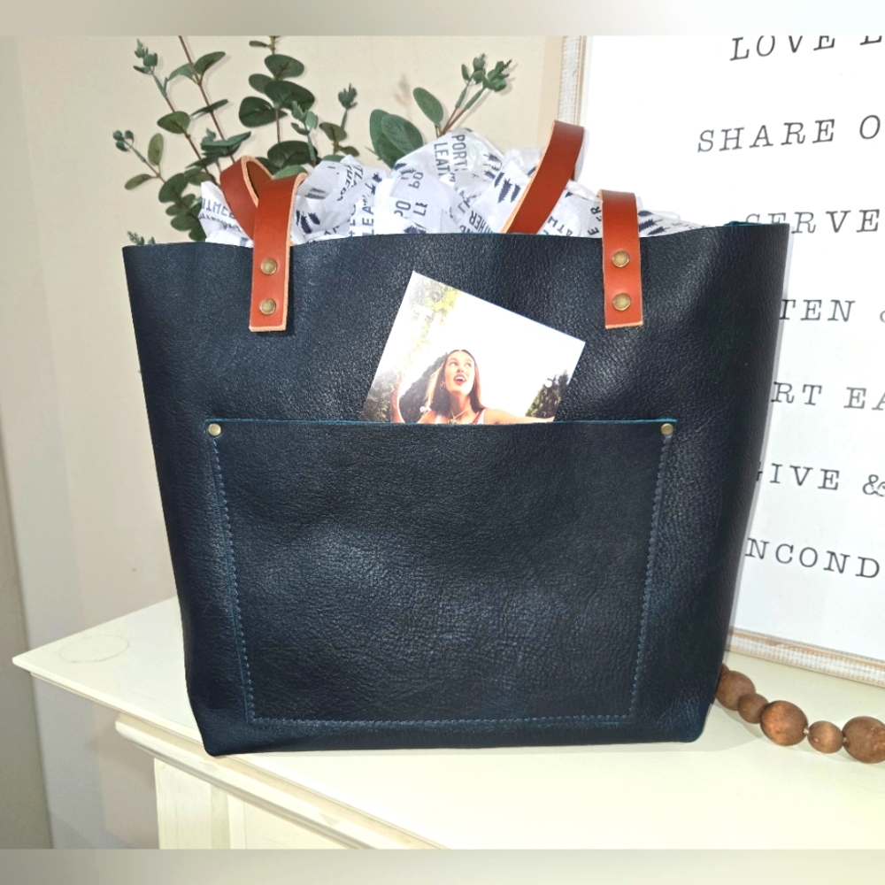 Plg Unicorn Boreal In Classic Large Tote With Tandel!